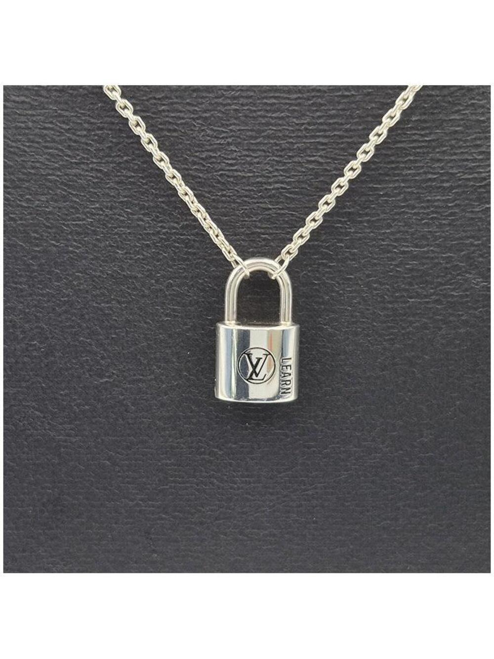 Louis Vuitton Silver Lockit Learn #364090L68B
